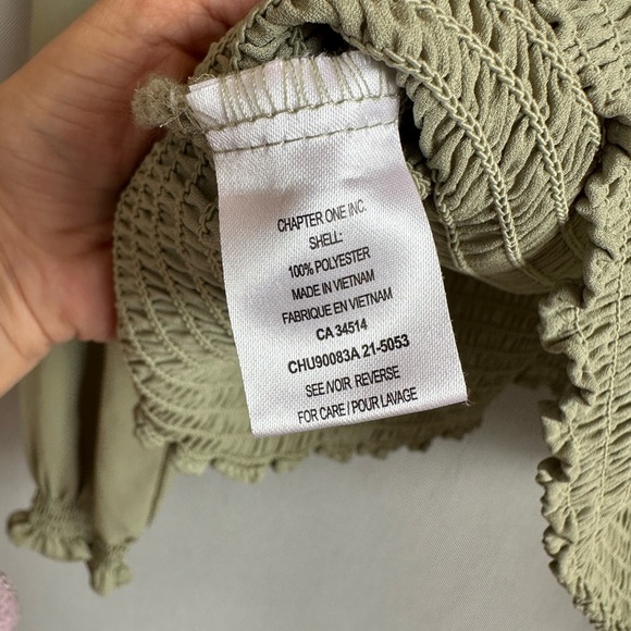 Blousology | Green Smocked Long Sleeve Blouse | Size M - Picture 4 of 6